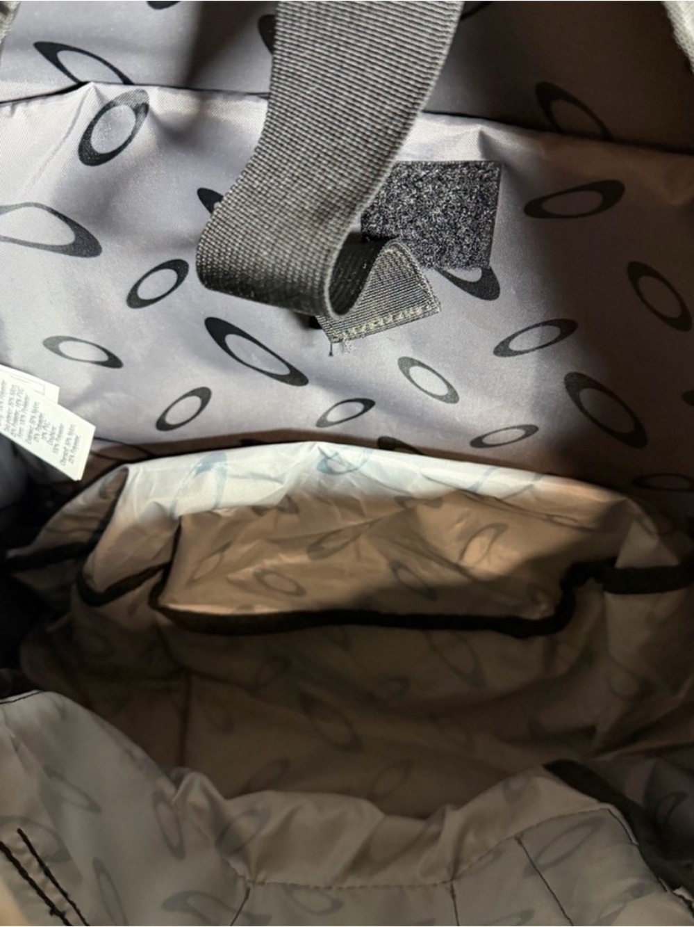 Oakley Kitchen Sink Black Tactical Field Gear Backpack - Logo Patch Detail - Picture 8 of 10